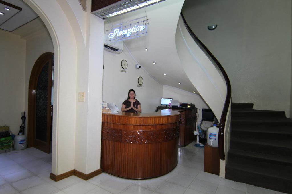 Hotel Windsor Yangon Extérieur photo