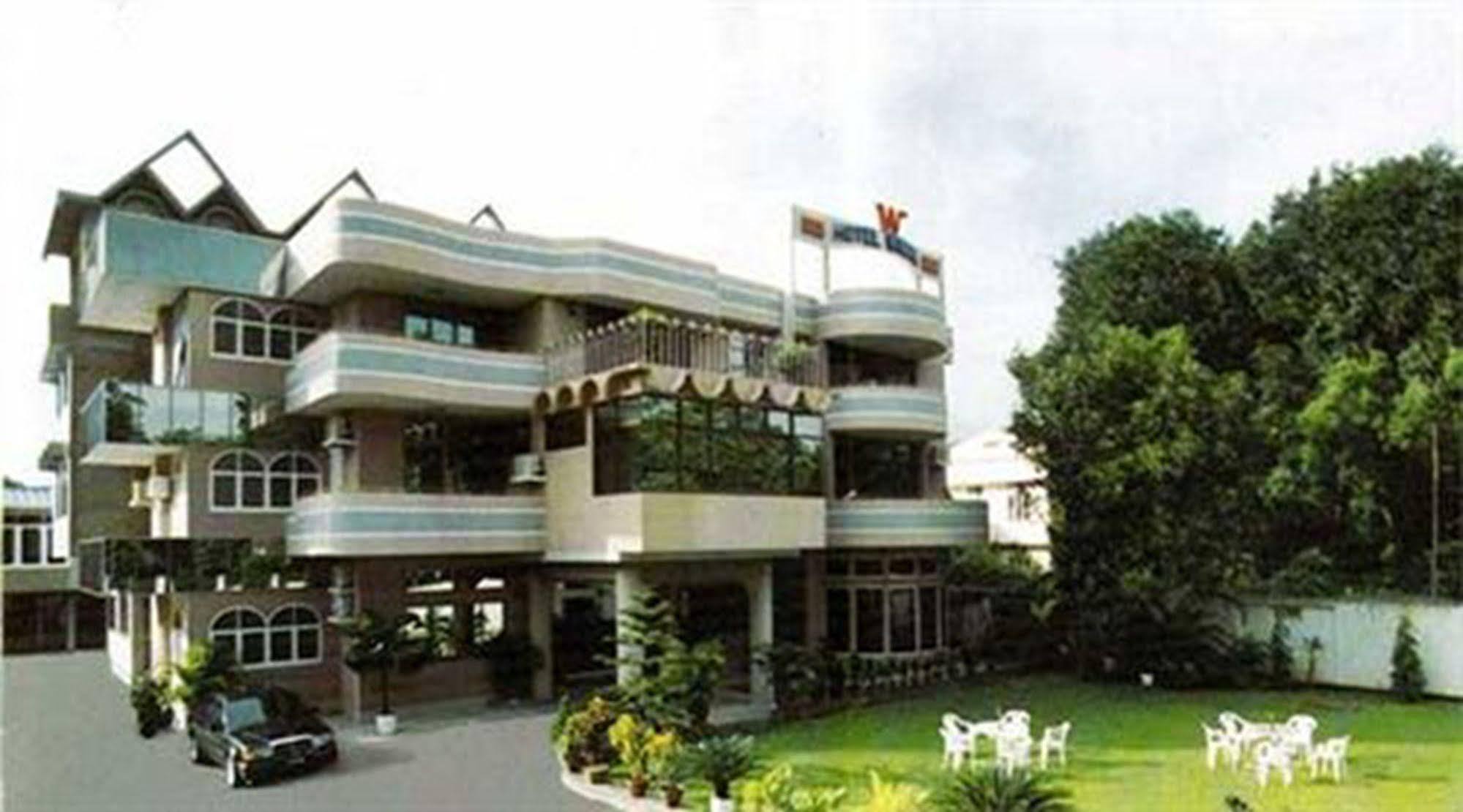 Hotel Windsor Yangon Extérieur photo