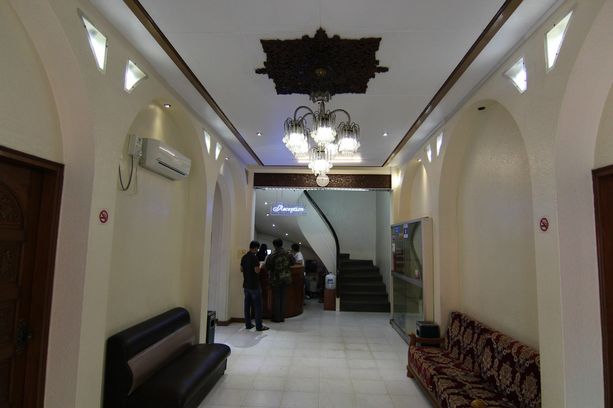 Hotel Windsor Yangon Extérieur photo